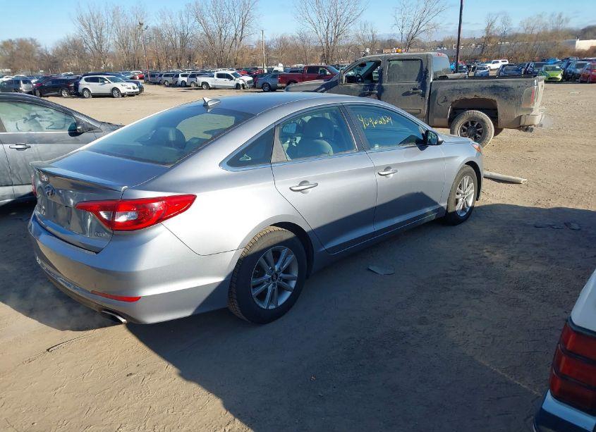 Photo 4 of 2017 Hyundai Sonata ECO (VIN 5NPE24AAXHH459663)