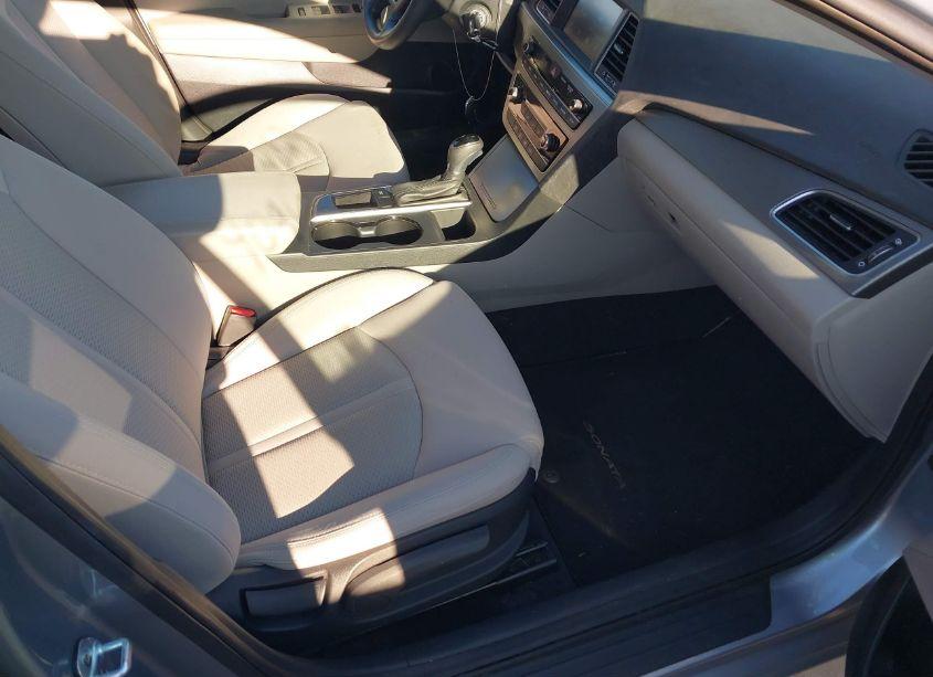 Photo 5 of 2017 Hyundai Sonata ECO (VIN 5NPE24AAXHH459663)