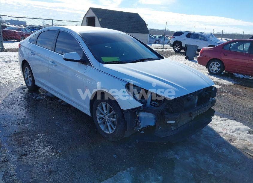 2018 Hyundai Sonata ECO (VIN 5NPE24AAXJH710932) main photo