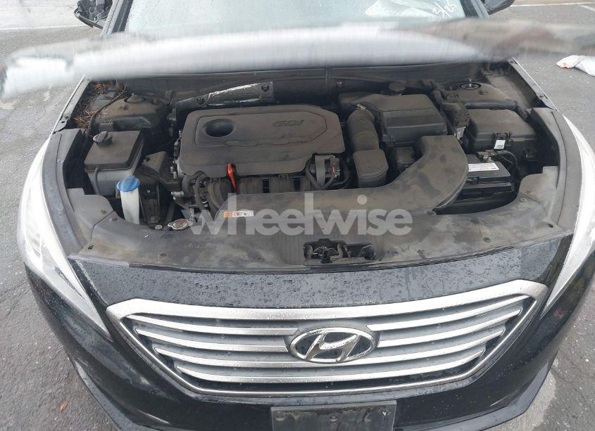 Photo 10 of 2015 Hyundai Sonata SE (VIN 5NPE24AF0FH013644)