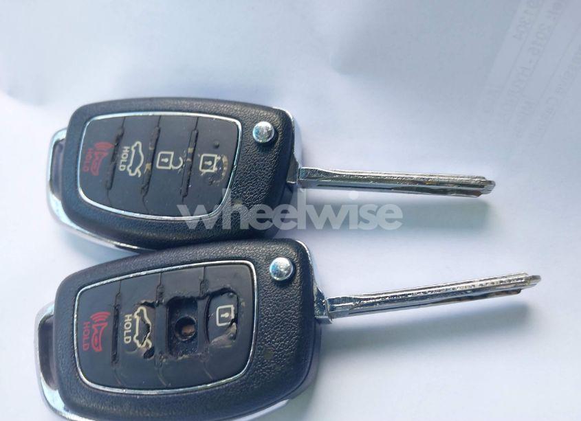 Photo 11 of 2015 Hyundai Sonata SE (VIN 5NPE24AF0FH013644)