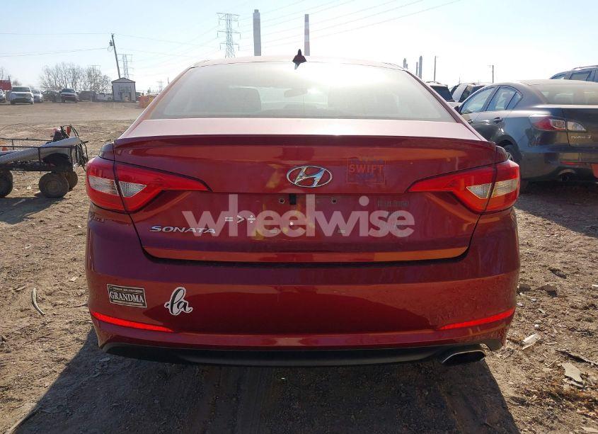 Photo 16 of 2015 Hyundai Sonata SE (VIN 5NPE24AF0FH024644)