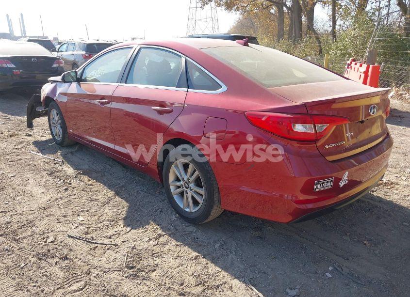 Photo 3 of 2015 Hyundai Sonata SE (VIN 5NPE24AF0FH024644)