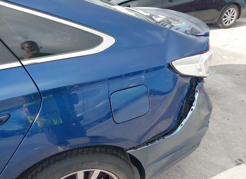 Photo 12 of 2015 Hyundai Sonata SE (VIN 5NPE24AF0FH031187)