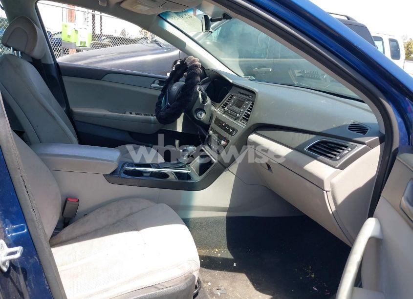 Photo 5 of 2015 Hyundai Sonata SE (VIN 5NPE24AF0FH054971)