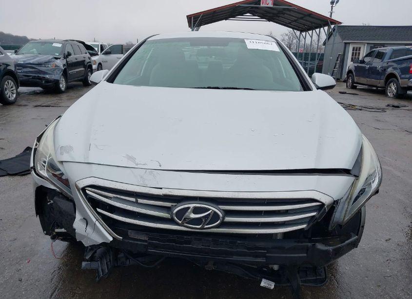 Photo 13 of 2015 Hyundai Sonata SE (VIN 5NPE24AF0FH086867)