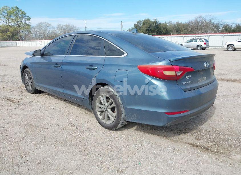 Photo 3 of 2015 Hyundai Sonata SE (VIN 5NPE24AF0FH120788)