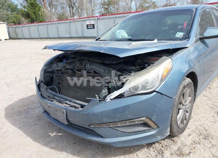 Photo 6 of 2015 Hyundai Sonata SE (VIN 5NPE24AF0FH120788)