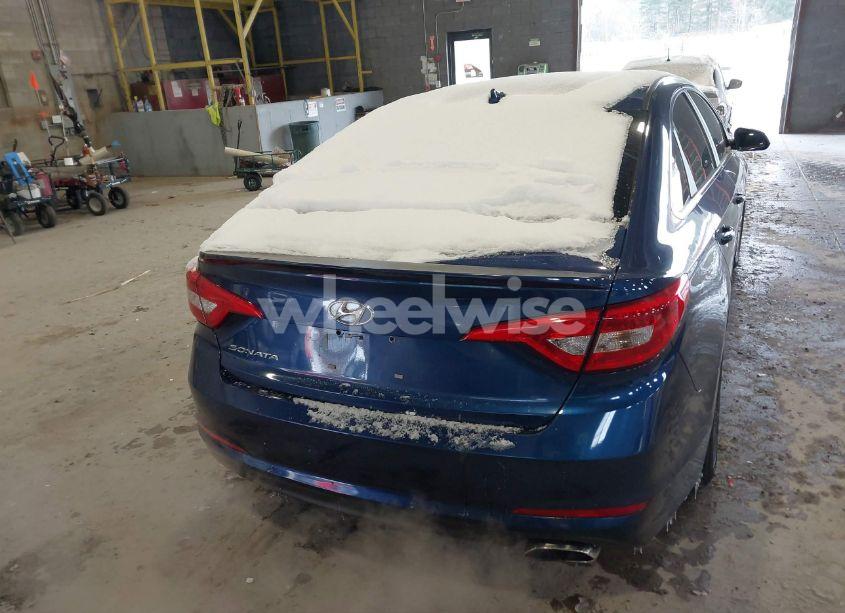 Photo 16 of 2015 Hyundai Sonata SE (VIN 5NPE24AF0FH126610)