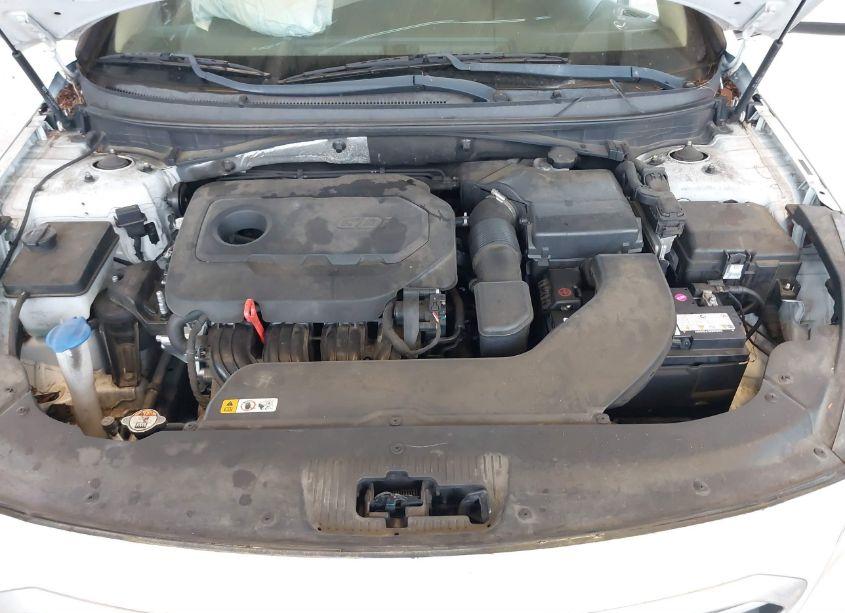 Photo 10 of 2015 Hyundai Sonata SE (VIN 5NPE24AF0FH151233)