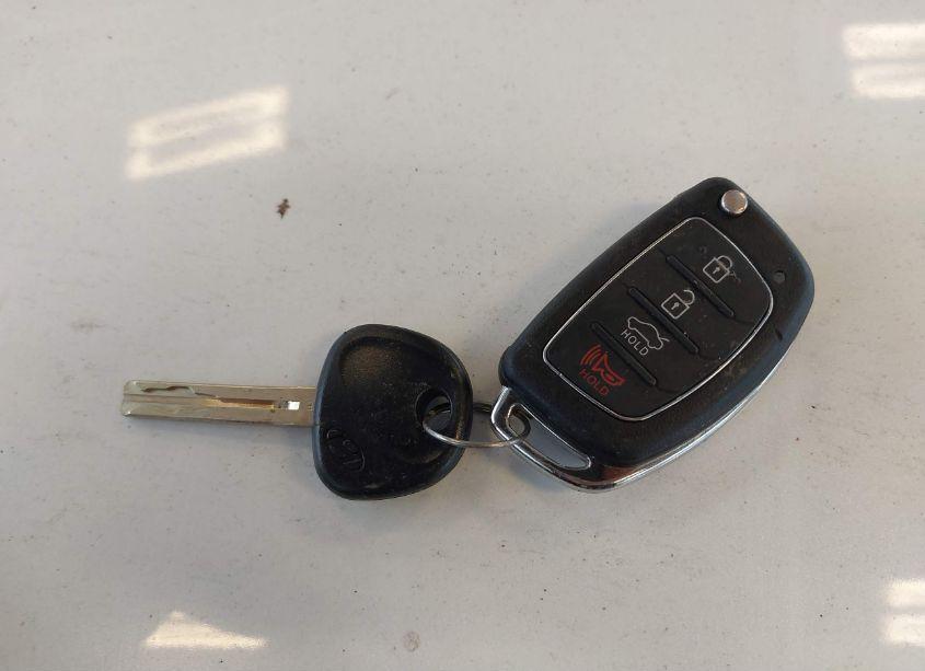 Photo 11 of 2015 Hyundai Sonata SE (VIN 5NPE24AF0FH151233)