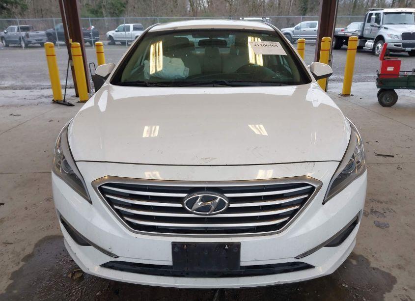 Photo 13 of 2015 Hyundai Sonata SE (VIN 5NPE24AF0FH151233)