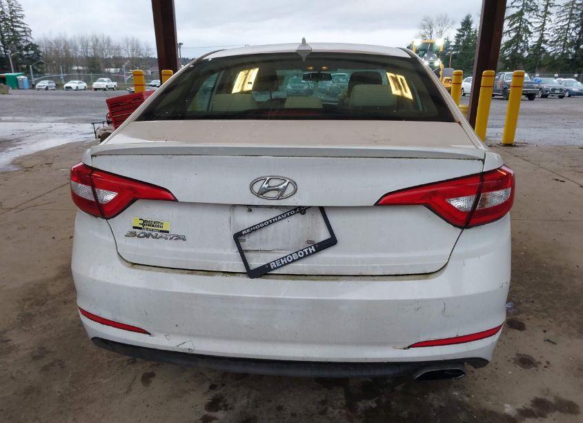 Photo 17 of 2015 Hyundai Sonata SE (VIN 5NPE24AF0FH151233)