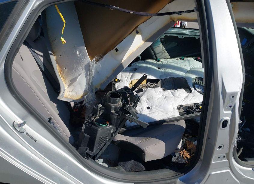 Photo 8 of 2015 Hyundai Sonata SE (VIN 5NPE24AF0FH156870)