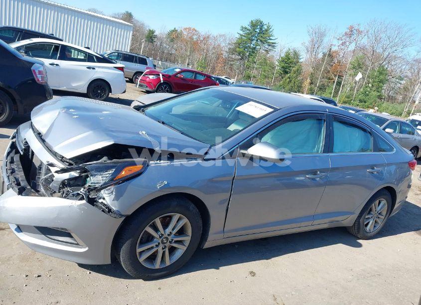 Photo 15 of 2015 Hyundai Sonata SE (VIN 5NPE24AF0FH157467)
