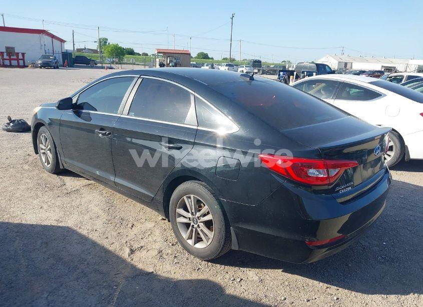 Photo 3 of 2015 Hyundai Sonata SE (VIN 5NPE24AF0FH163432)