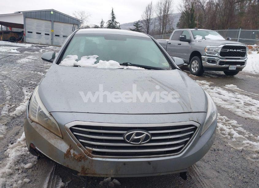 Photo 13 of 2015 Hyundai Sonata SE (VIN 5NPE24AF0FH173734)