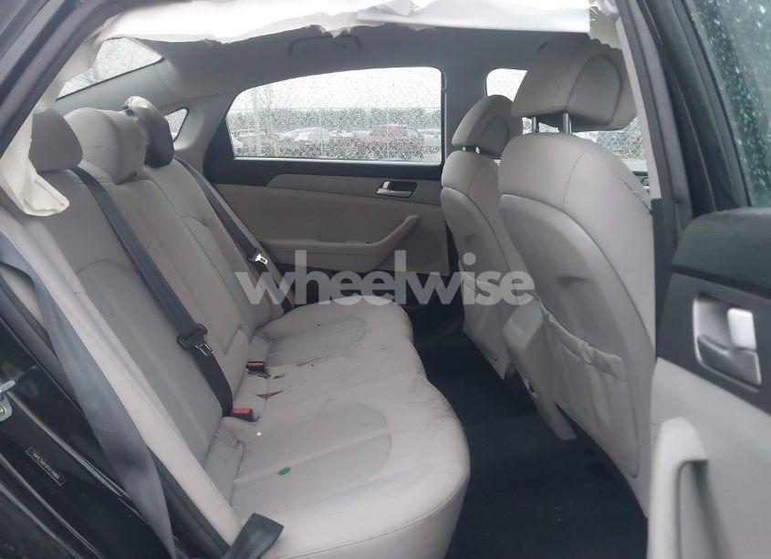 Photo 8 of 2015 Hyundai Sonata SE (VIN 5NPE24AF0FH174866)