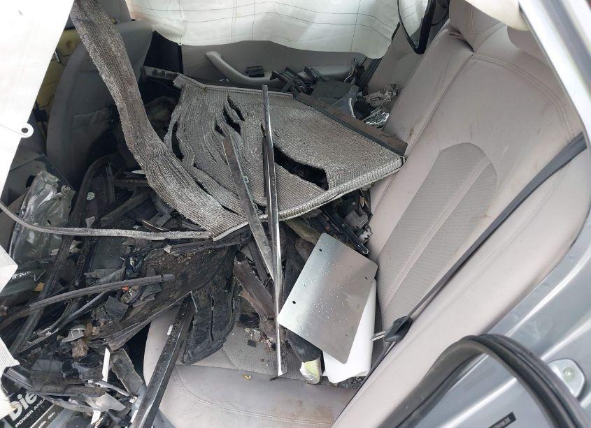 Photo 8 of 2015 Hyundai Sonata SE (VIN 5NPE24AF0FH186306)