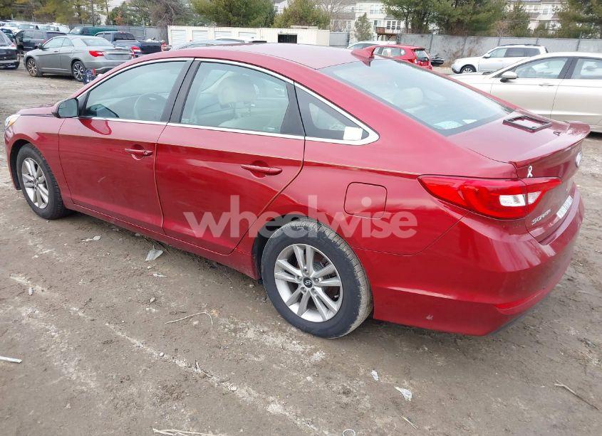Photo 3 of 2015 Hyundai Sonata SE (VIN 5NPE24AF0FH187343)