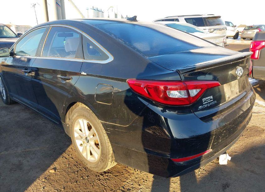 Photo 3 of 2015 Hyundai Sonata SE (VIN 5NPE24AF0FH204321)