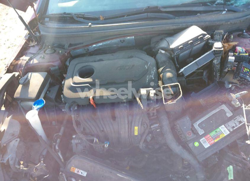 Photo 10 of 2015 Hyundai Sonata SE (VIN 5NPE24AF0FH209986)