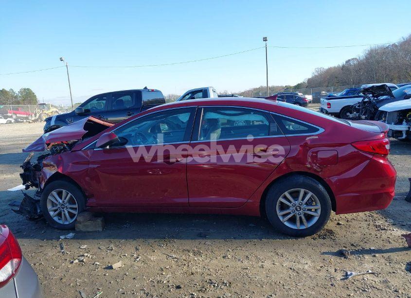 Photo 15 of 2015 Hyundai Sonata SE (VIN 5NPE24AF0FH209986)