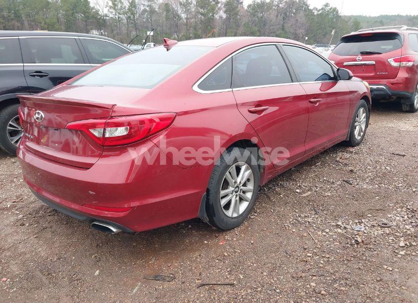 Photo 4 of 2015 Hyundai Sonata SE (VIN 5NPE24AF0FH214508)