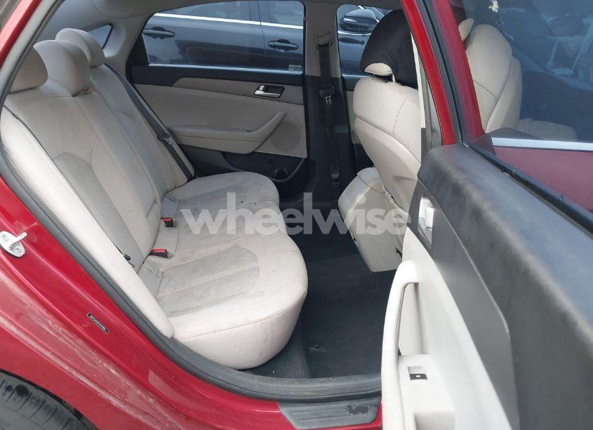 Photo 8 of 2015 Hyundai Sonata SE (VIN 5NPE24AF0FH214508)