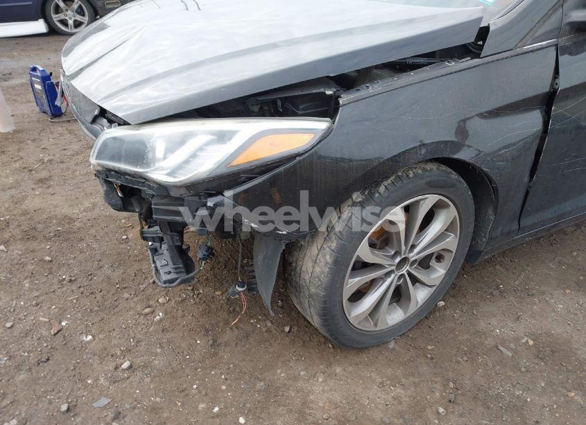 Photo 15 of 2015 Hyundai Sonata SE (VIN 5NPE24AF0FH222138)