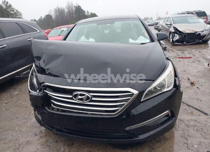 Photo 12 of 2015 Hyundai Sonata SE (VIN 5NPE24AF0FH238131)