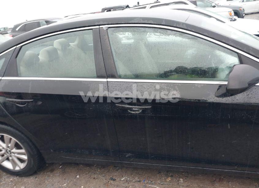 Photo 13 of 2015 Hyundai Sonata SE (VIN 5NPE24AF0FH238131)