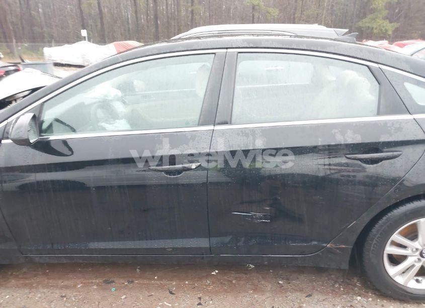 Photo 14 of 2015 Hyundai Sonata SE (VIN 5NPE24AF0FH238131)