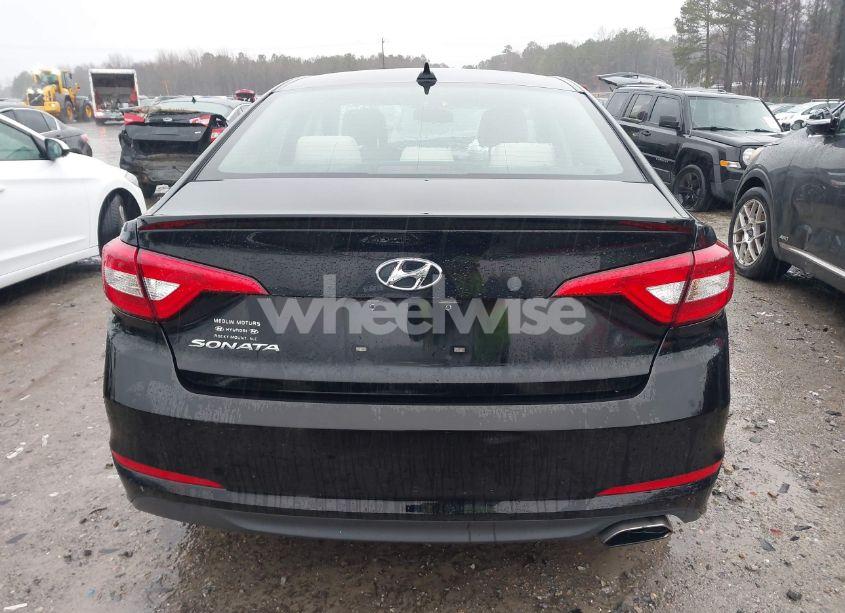 Photo 16 of 2015 Hyundai Sonata SE (VIN 5NPE24AF0FH238131)
