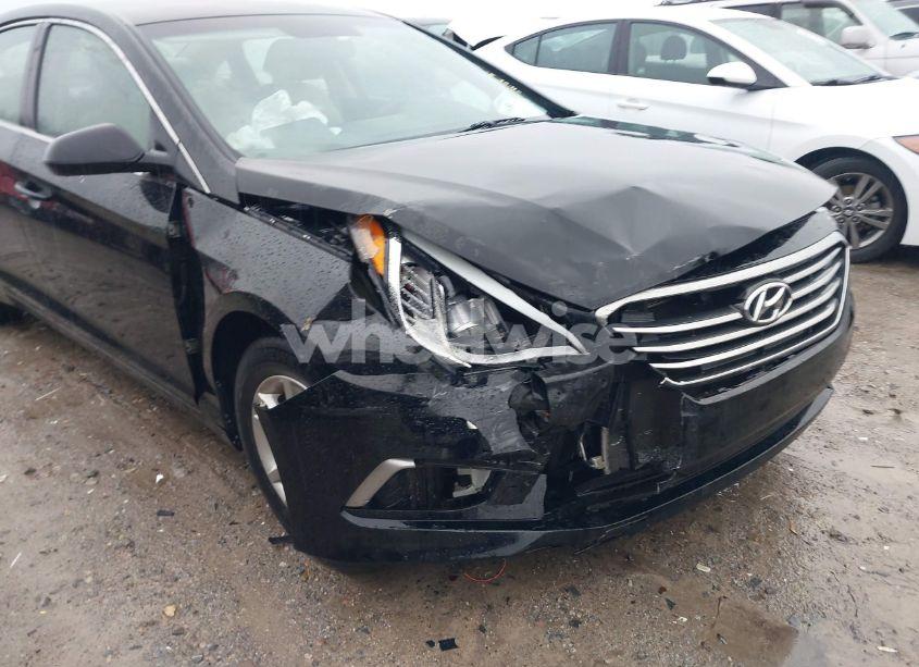Photo 6 of 2015 Hyundai Sonata SE (VIN 5NPE24AF0FH238131)