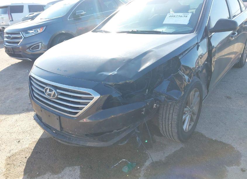 Photo 6 of 2016 Hyundai Sonata SE (VIN 5NPE24AF0GH288805)