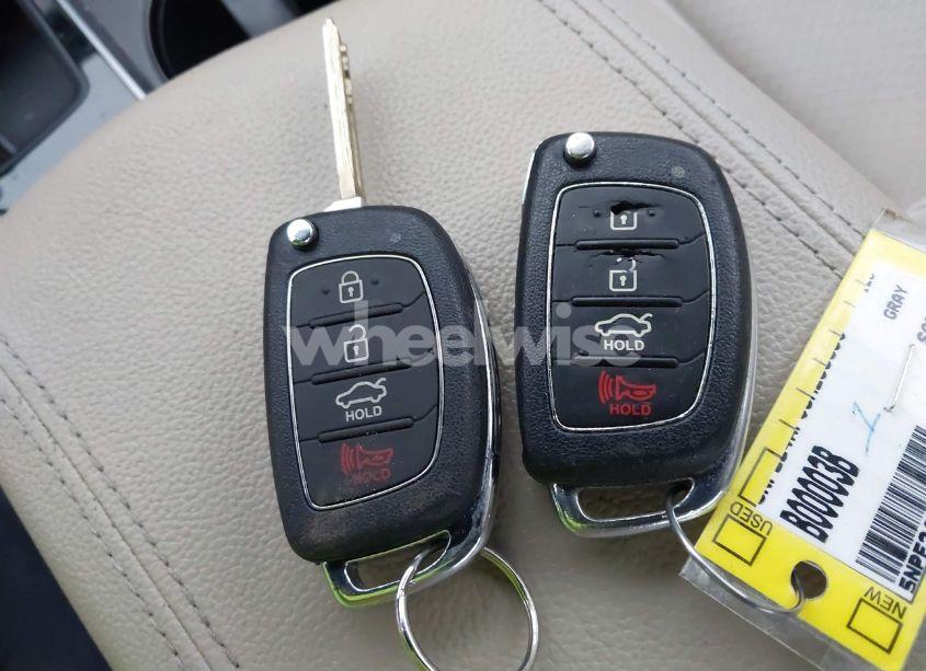 Photo 11 of 2016 Hyundai Sonata SE (VIN 5NPE24AF0GH295690)