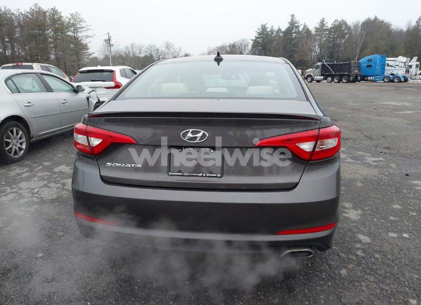 Photo 16 of 2016 Hyundai Sonata SE (VIN 5NPE24AF0GH295690)
