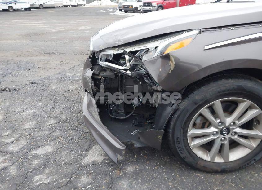 Photo 18 of 2016 Hyundai Sonata SE (VIN 5NPE24AF0GH295690)