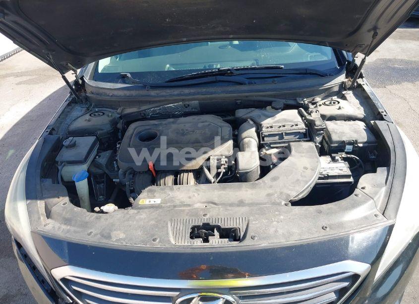 Photo 10 of 2016 Hyundai Sonata SE (VIN 5NPE24AF0GH305666)