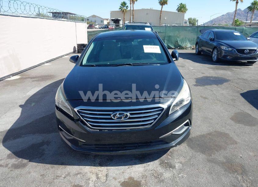 Photo 12 of 2016 Hyundai Sonata SE (VIN 5NPE24AF0GH305666)