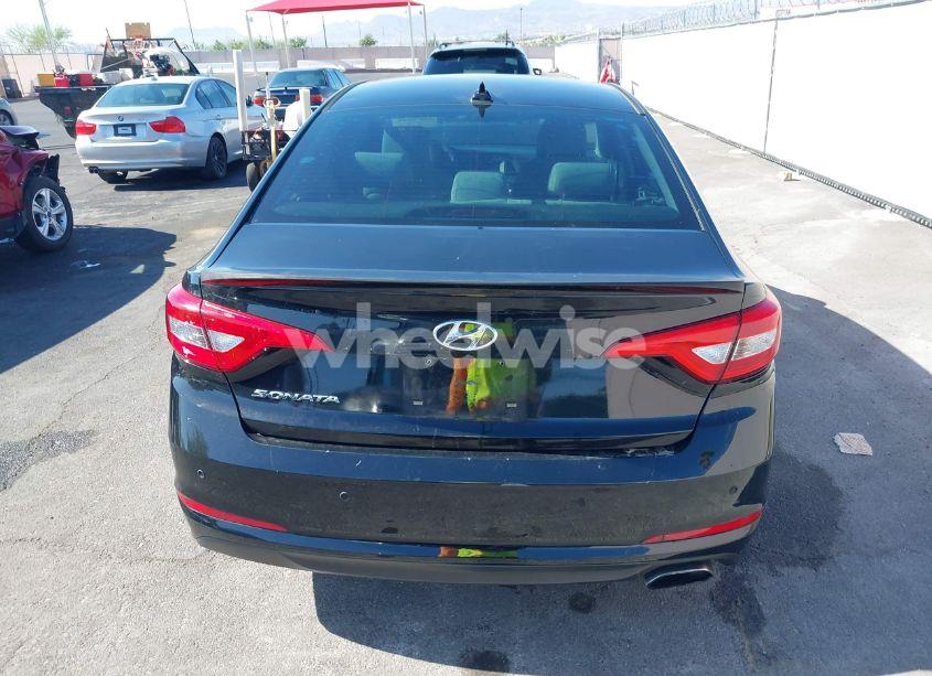 Photo 16 of 2016 Hyundai Sonata SE (VIN 5NPE24AF0GH305666)
