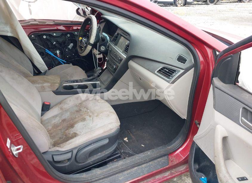 Photo 5 of 2016 Hyundai Sonata SE (VIN 5NPE24AF0GH311502)