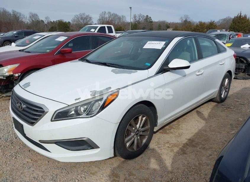 Photo 2 of 2016 Hyundai Sonata SE (VIN 5NPE24AF0GH321088)
