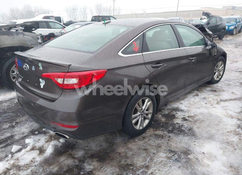 Photo 4 of 2016 Hyundai Sonata SE (VIN 5NPE24AF0GH324444)