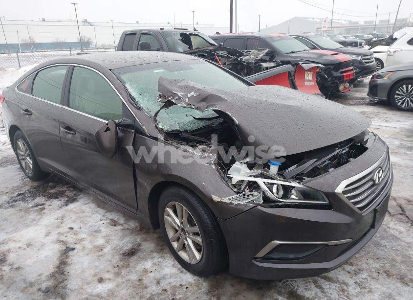 Photo 6 of 2016 Hyundai Sonata SE (VIN 5NPE24AF0GH324444)