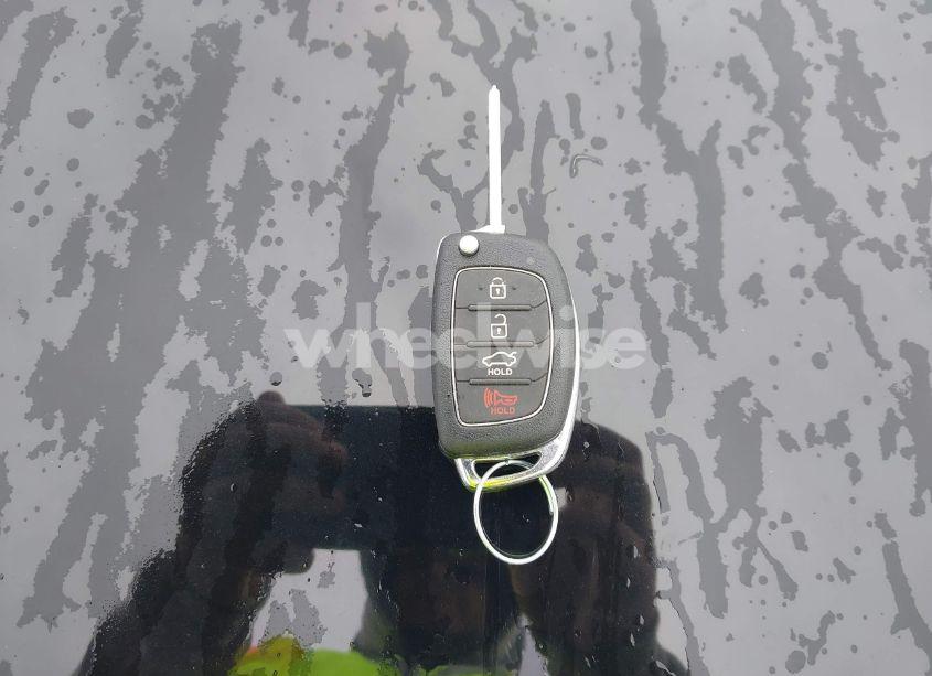 Photo 11 of 2016 Hyundai Sonata SE (VIN 5NPE24AF0GH325822)