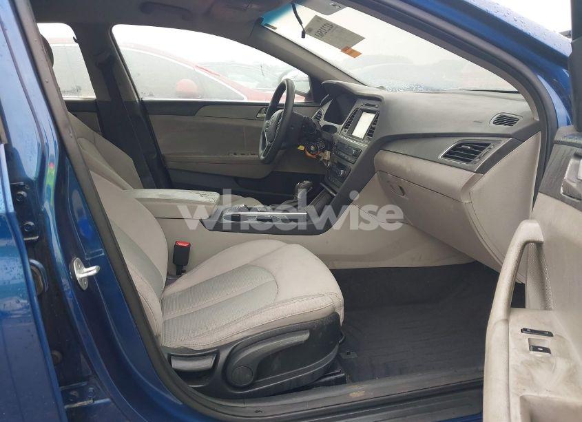 Photo 5 of 2016 Hyundai Sonata SE (VIN 5NPE24AF0GH325822)