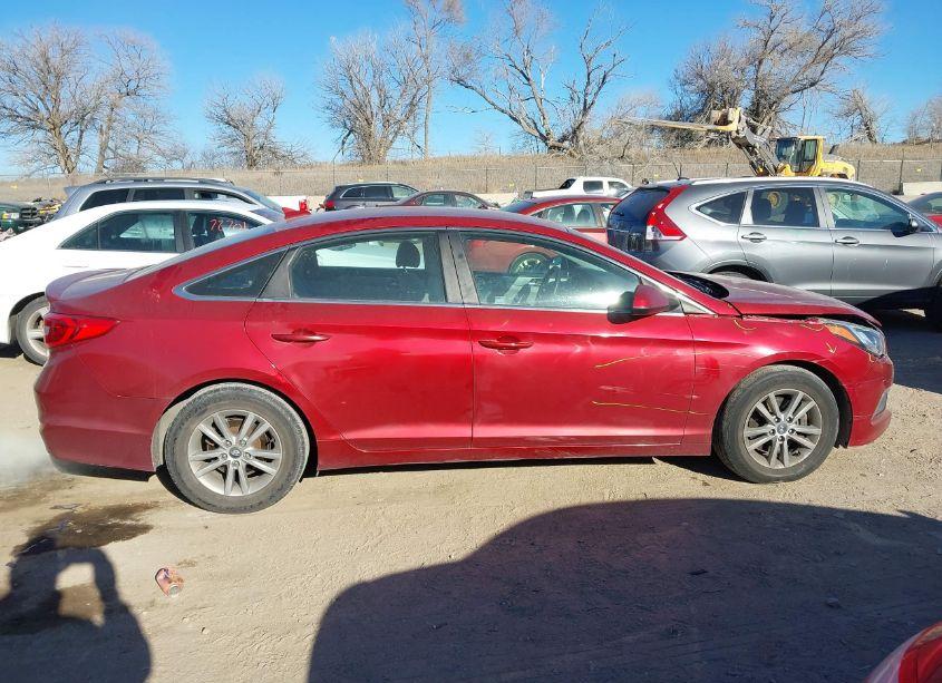 Photo 13 of 2016 Hyundai Sonata SE (VIN 5NPE24AF0GH339347)