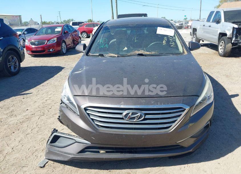 Photo 12 of 2016 Hyundai Sonata SE (VIN 5NPE24AF0GH344502)